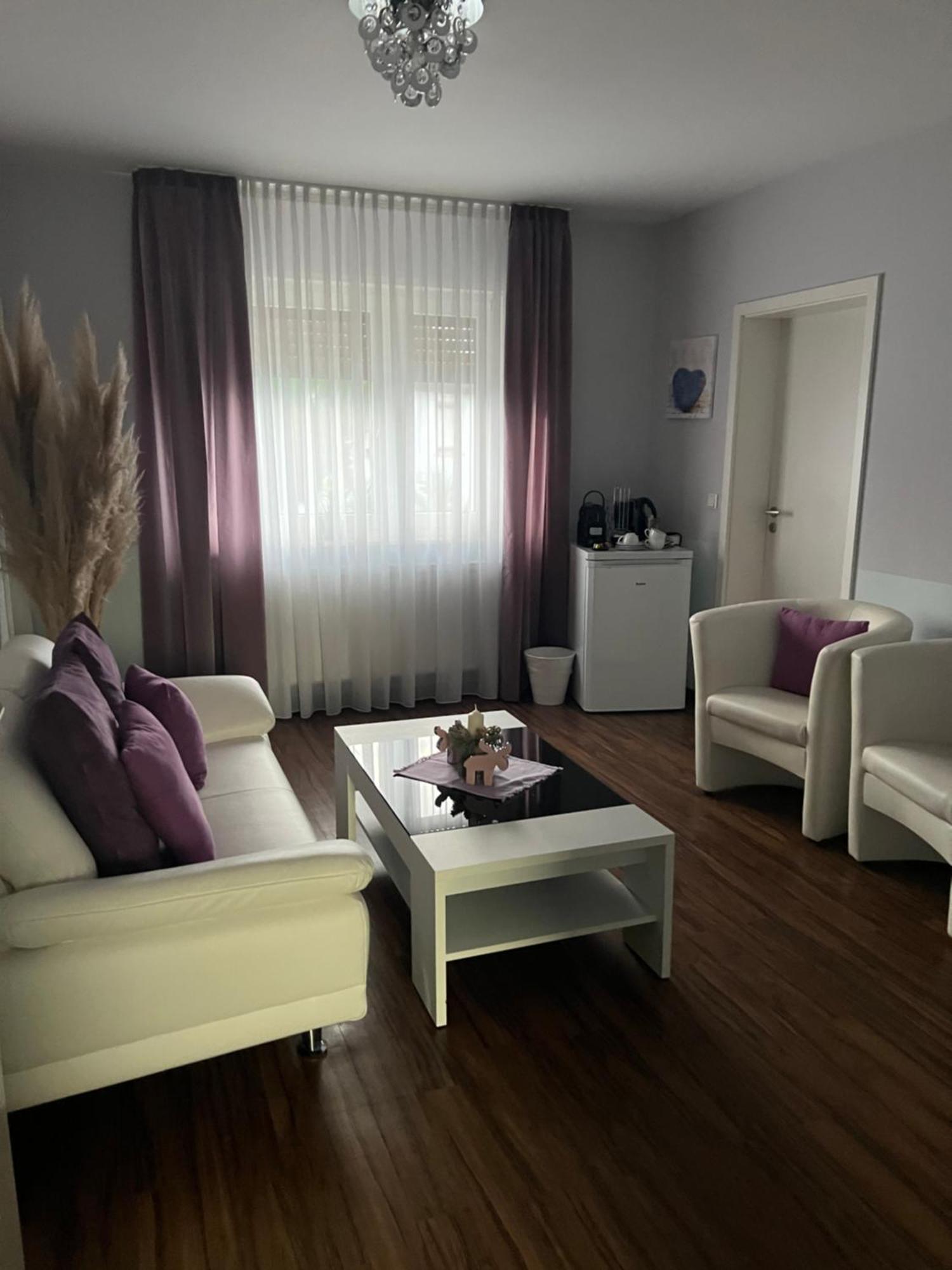Gaestehaus Elisabeth Weisenheim am Sand Kültér fotó